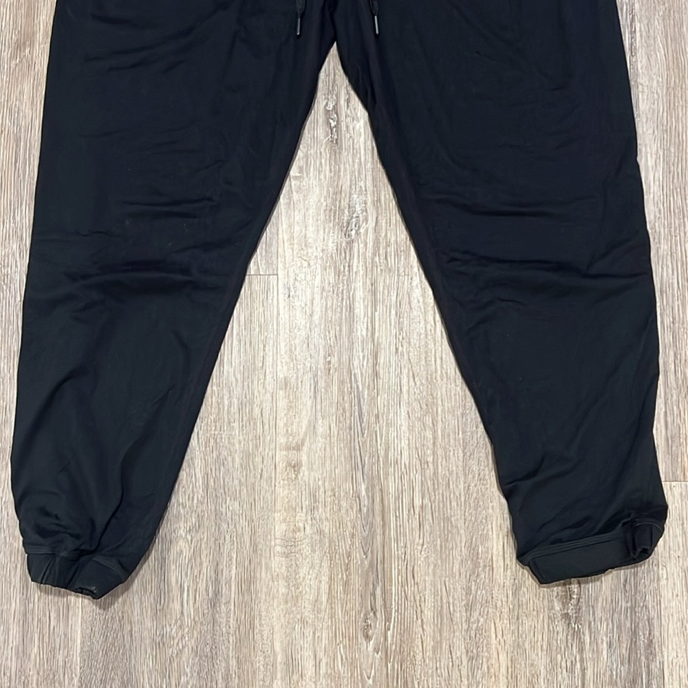 Lole Jogging Pants - Picture 5 of 14